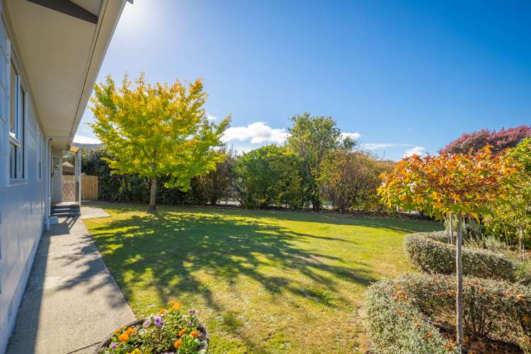 2 Lord Auckland Road Wakefield_16