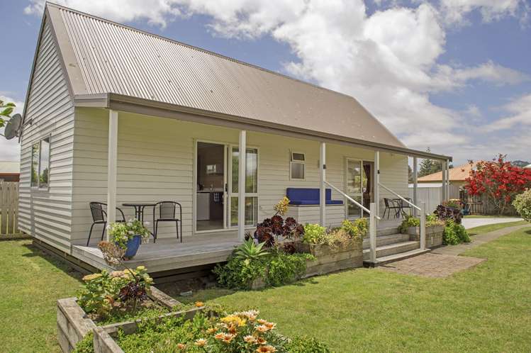 51 Cholmondeley Crescent Whitianga_15