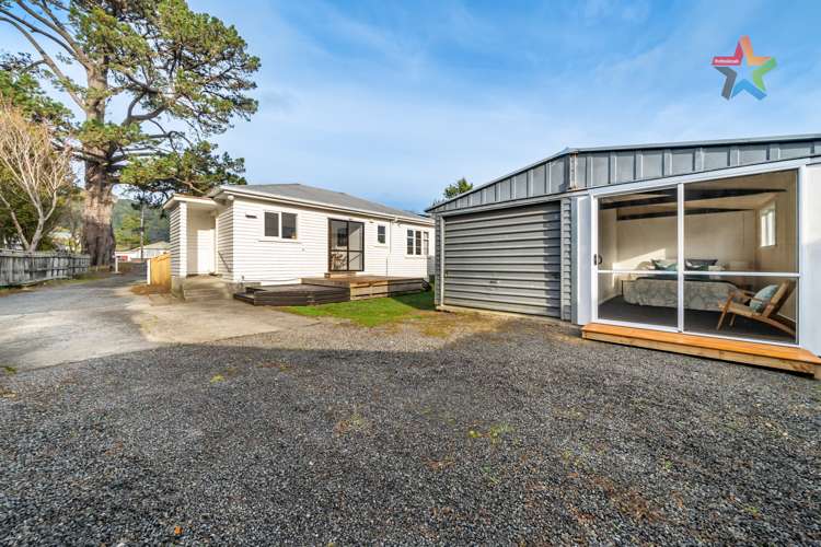 24 Wainuiomata Road Wainuiomata_19