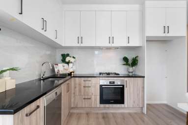 2A & 2B Crystal Avenue_1