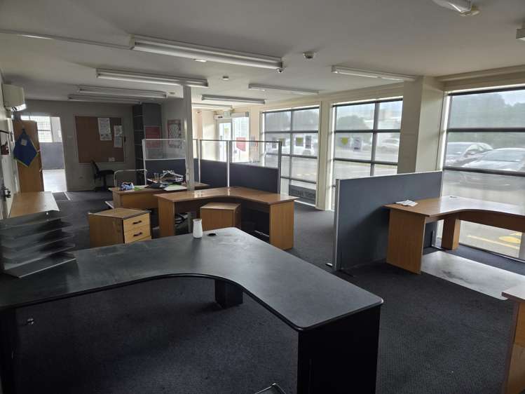 674 Devon Road Waiwhakaiho_6