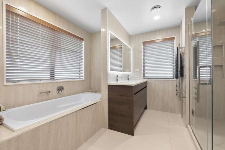 9 Ruku Street Long Bay_25