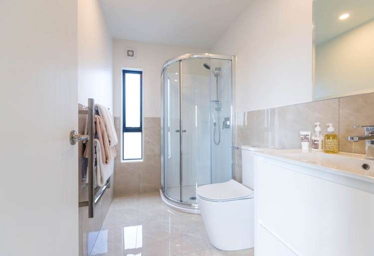 14 Korama Lane New Lynn_18