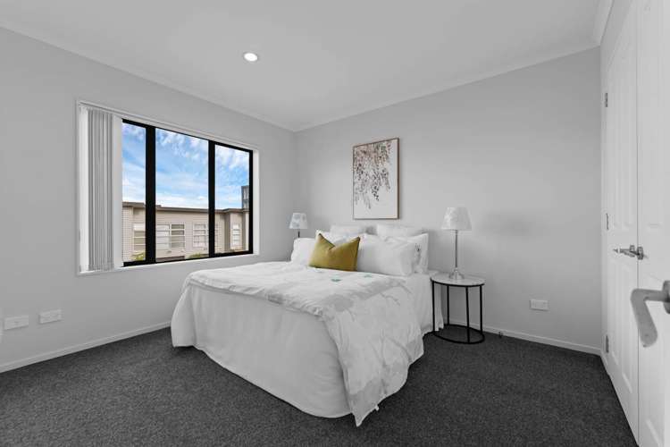 8 Bushpark Place Flat Bush_14