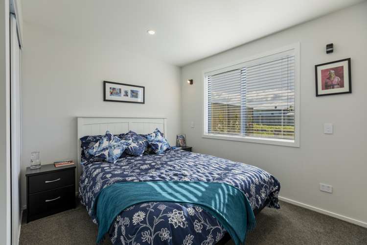 8 White Road Otane_10