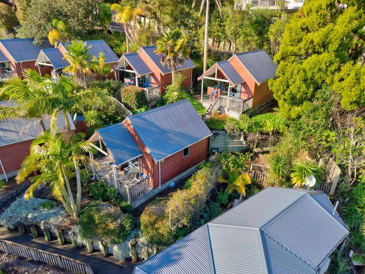 Units 6,10 and 11 at 32-34a School Road Paihia_12