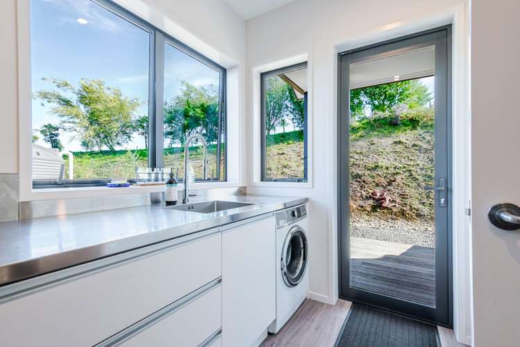 8 Country Lane Waipawa_7