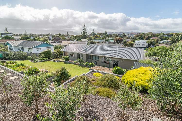 85 Queens Road Waikanae Beach_20