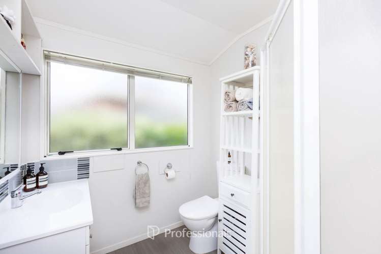 16/17 John Street Trentham_10