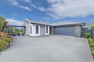100 Sunline Avenue_1