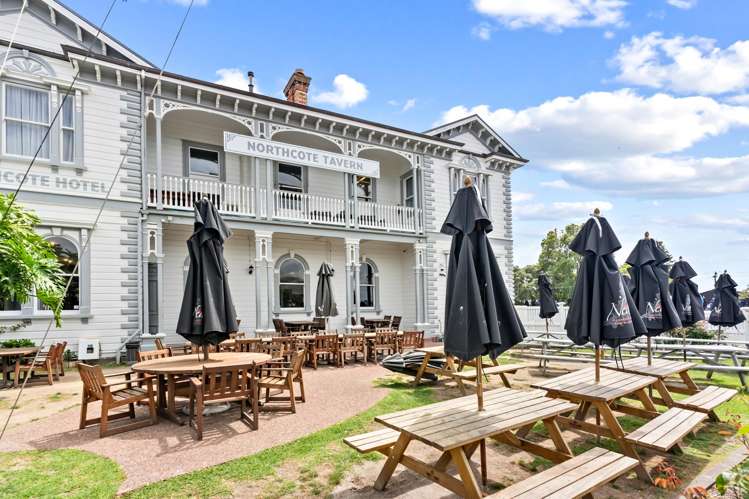 1/219 Lake Road Northcote_17