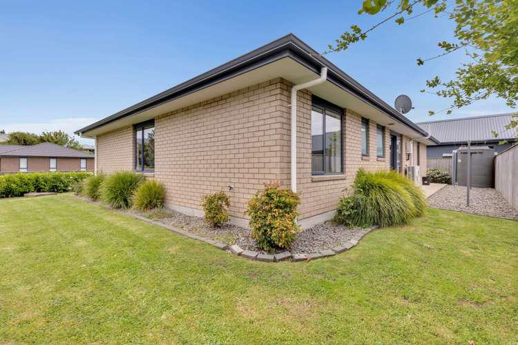 4 Buckingham Place Springvale_25