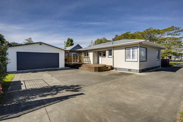 1404 Jellicoe Street Mayfair_1