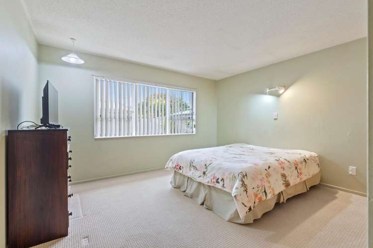 2/21 Rollerson Street Papakura_8