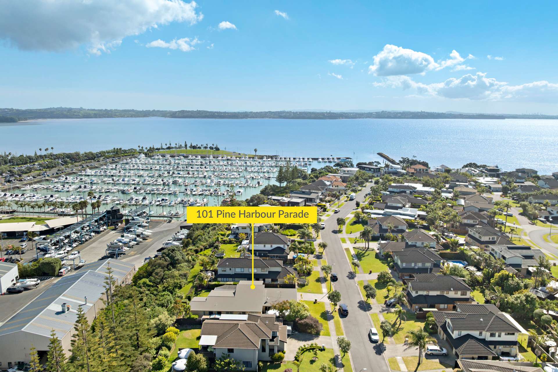 101 Pine Harbour Parade Beachlands_0