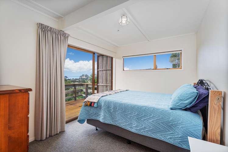 3 Patricia Place Hahei_13