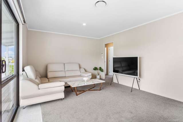 2/16 Normanton Street Glenfield_2