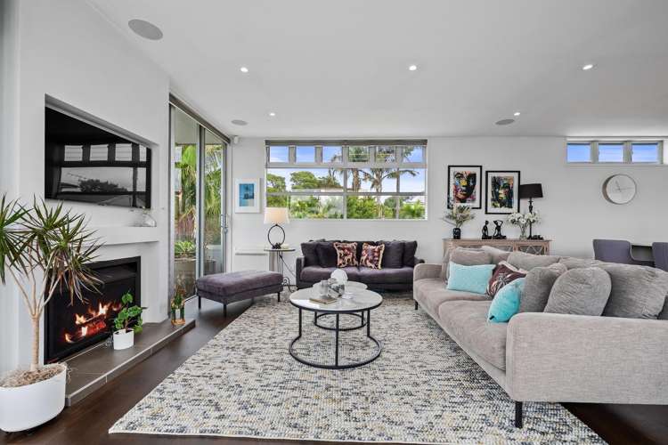 2/2A Earnoch Avenue Takapuna_9