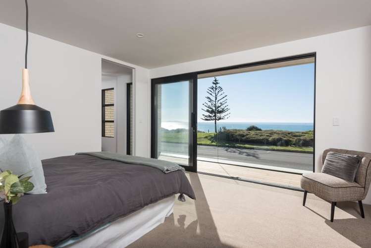 210 Marine Parade Mount Maunganui_15