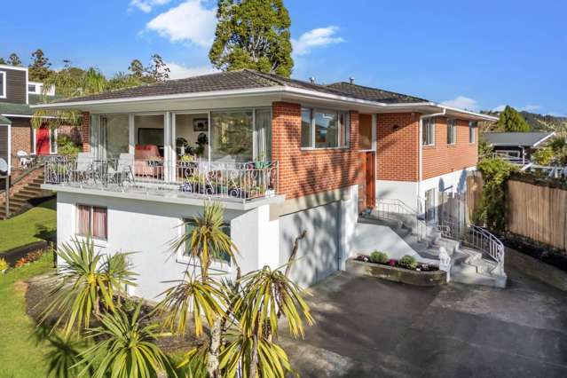 Upstairs - Downstairs - Double Home Layout
