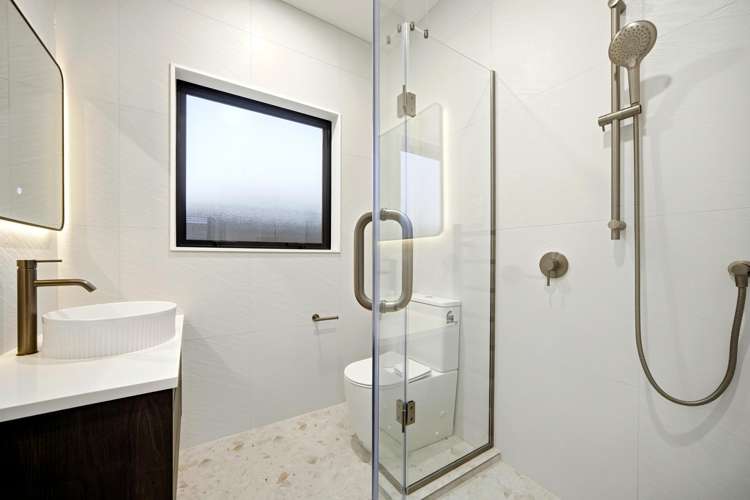 32 Streamview Way Long Bay_12