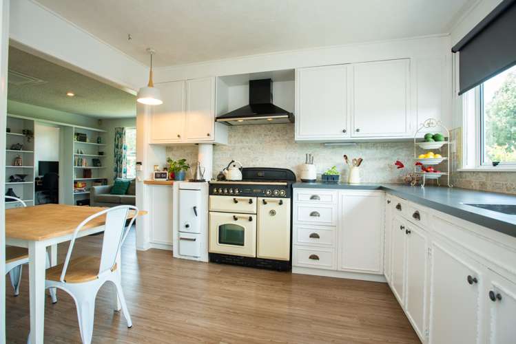 20 Deakin Place Clive_3