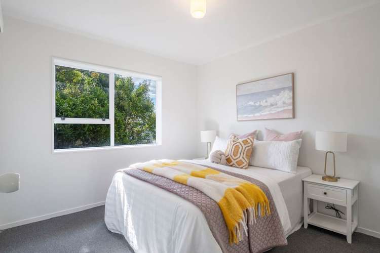 2/8 Kaipatiki Road Glenfield_11