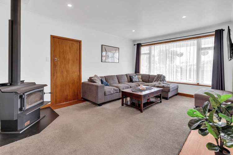 4 Belvedere Crescent Takaro_10