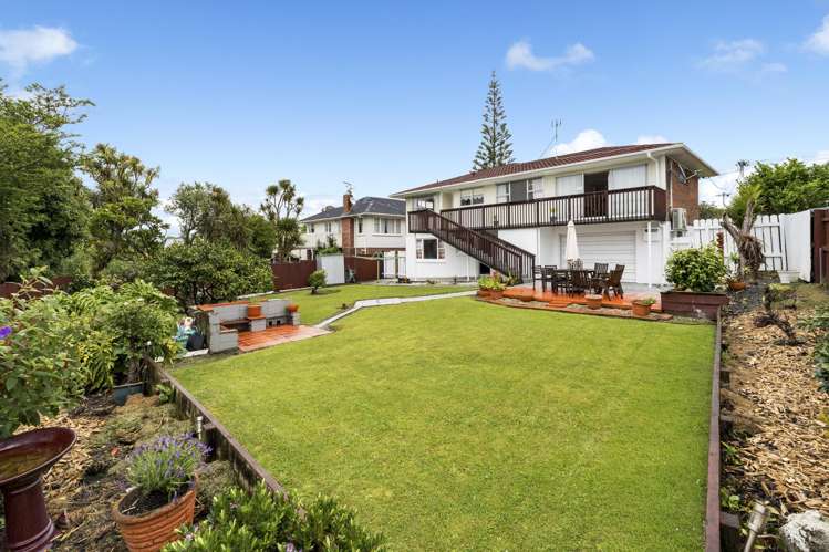 8 Fowey Avenue Te Atatu South_21