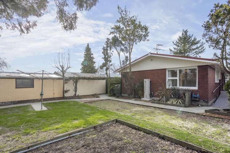 25 Leeston And Lake Road Leeston_32