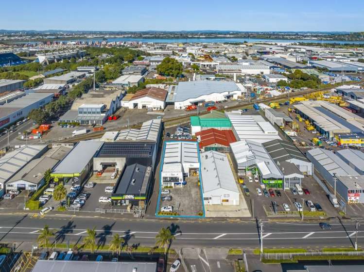 182 Station Road Penrose_2