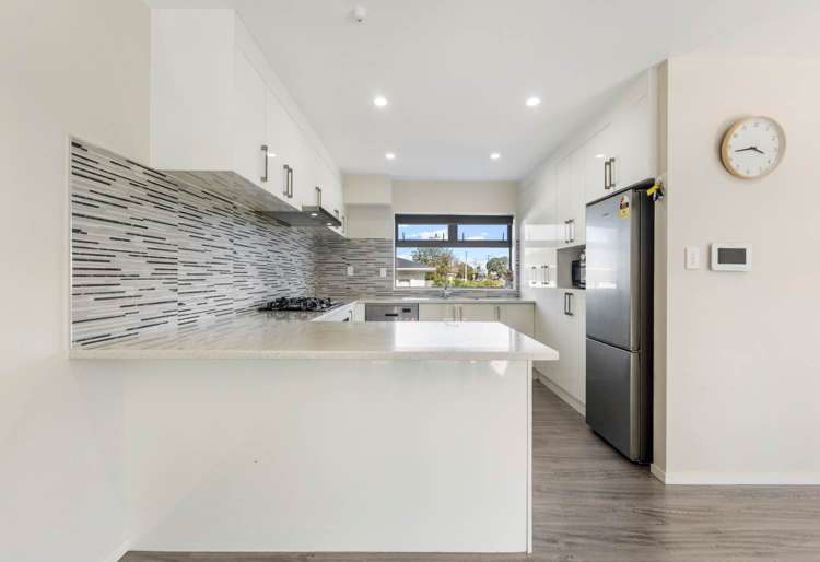 37 Thomas Road Mangere_4