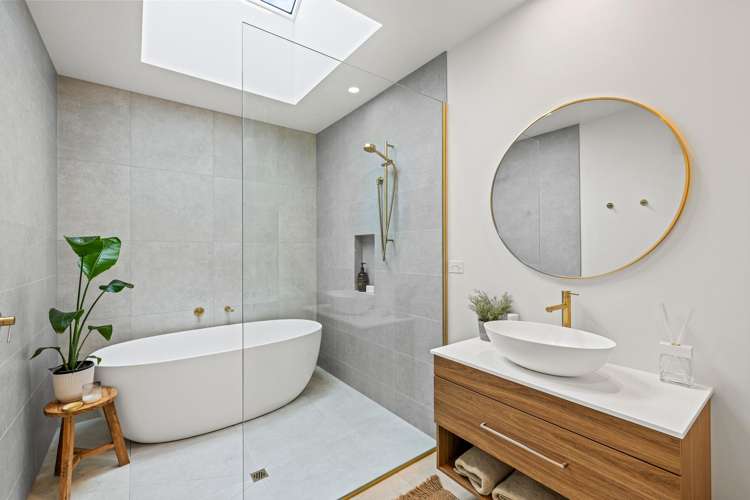 22 Steve Askin Drive Cracroft_13