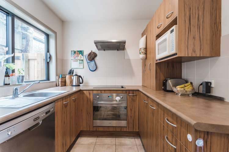 16/17 Georgia Terrace Albany_5