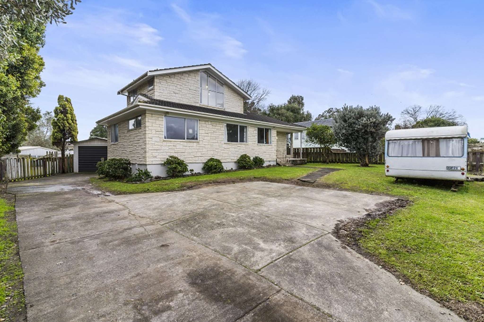 Rookie investor beats first-home buyers to South Auckland home with $771K bid