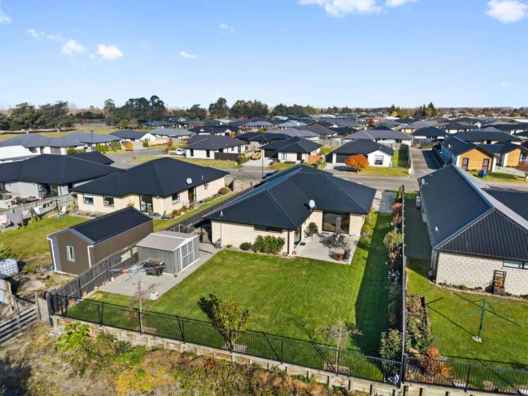 23 Redhaven Rise Netherby_29