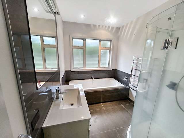 133 Bridgman Road 11385_3