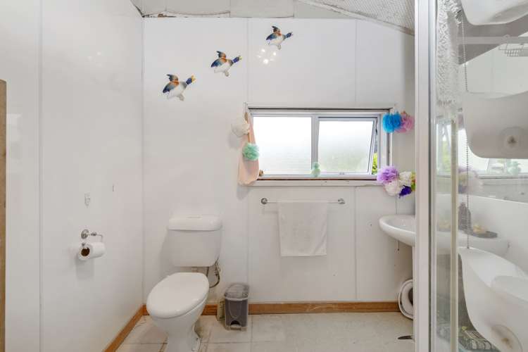 12 Woodglen Road Glen Eden_7