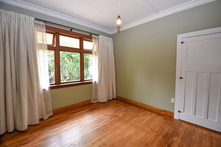 182 High Street North Carterton_9