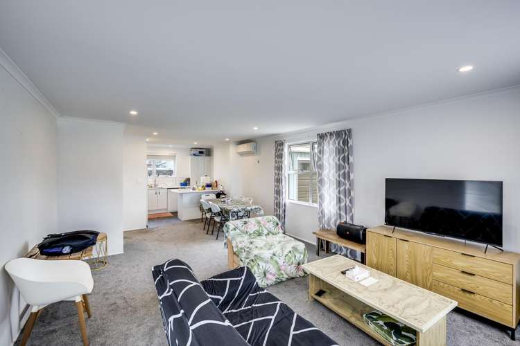 3/11 Chester Street Taradale_3