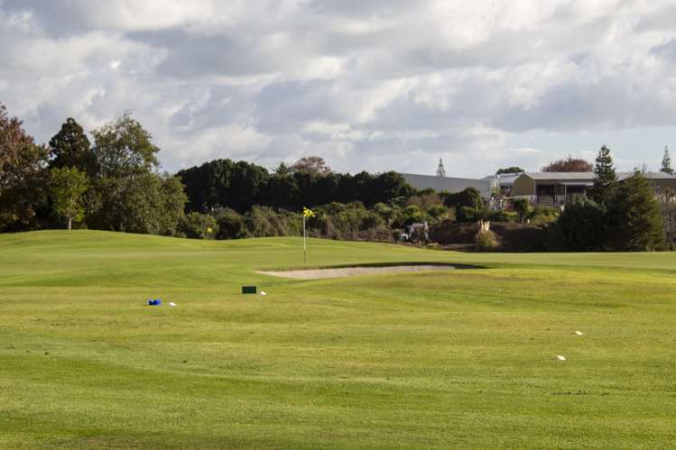 2/39 West Fairway Golflands_20