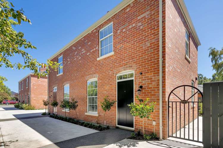 4/36 Allard Street Edgeware_1