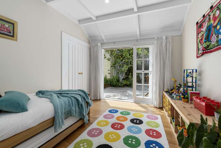 16 Bridge View Road Birkenhead_12