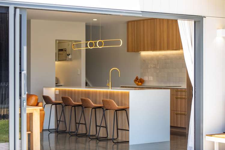 2 Taeore Lane Raglan_11