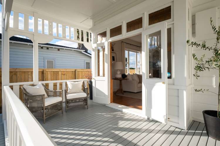 69 Nelson Crescent Napier South_11