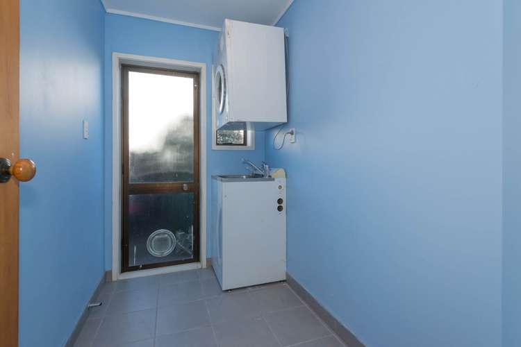 10 Newburn Road Waiake_14