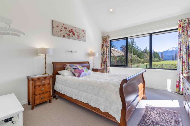 55 Dusky Street Te Anau_13