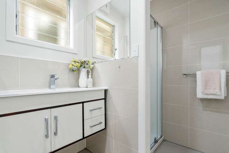 20a Cleland Crescent Blockhouse Bay_13