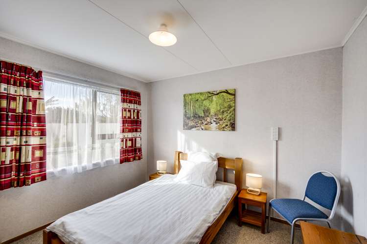 24 Robinson Crescent Tamatea_12