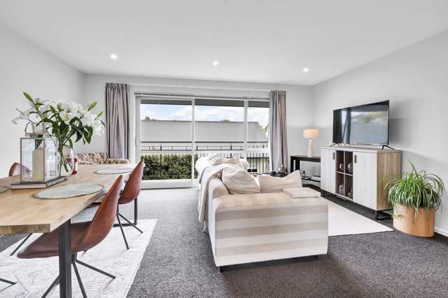 5/31 Clissold Street Merivale_2